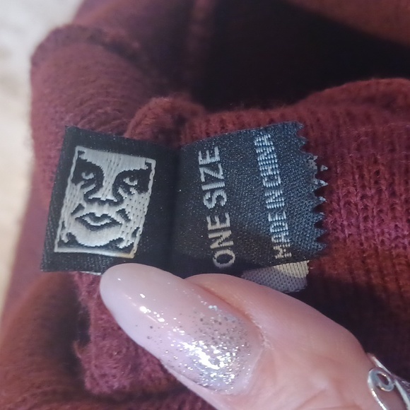 OBEY Worldwide Propaganda Unisex Burgundy Beanie - Picture 6 of 7
